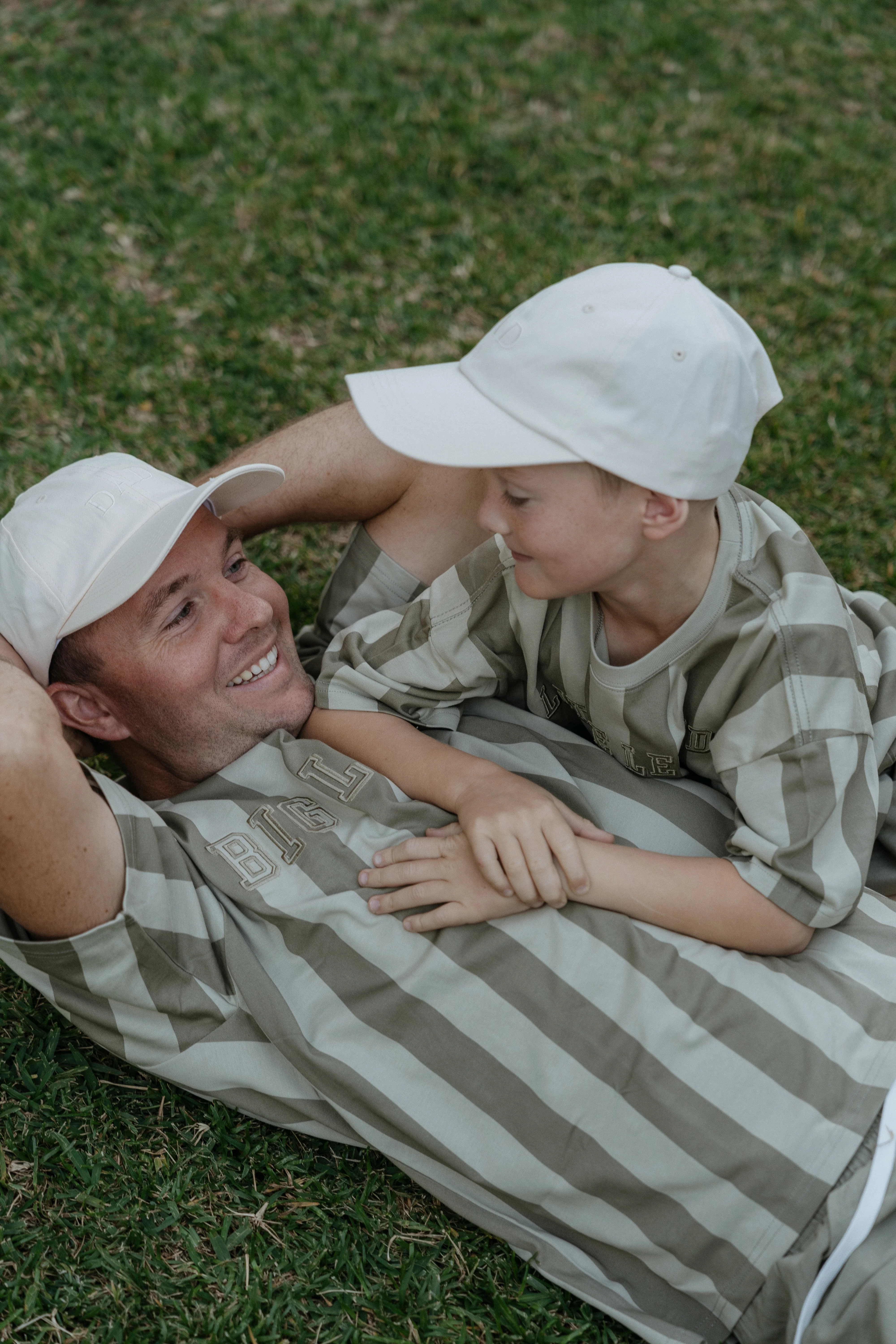 'Dad' Cotton Curve Brim Cap - Ivory - Image 3