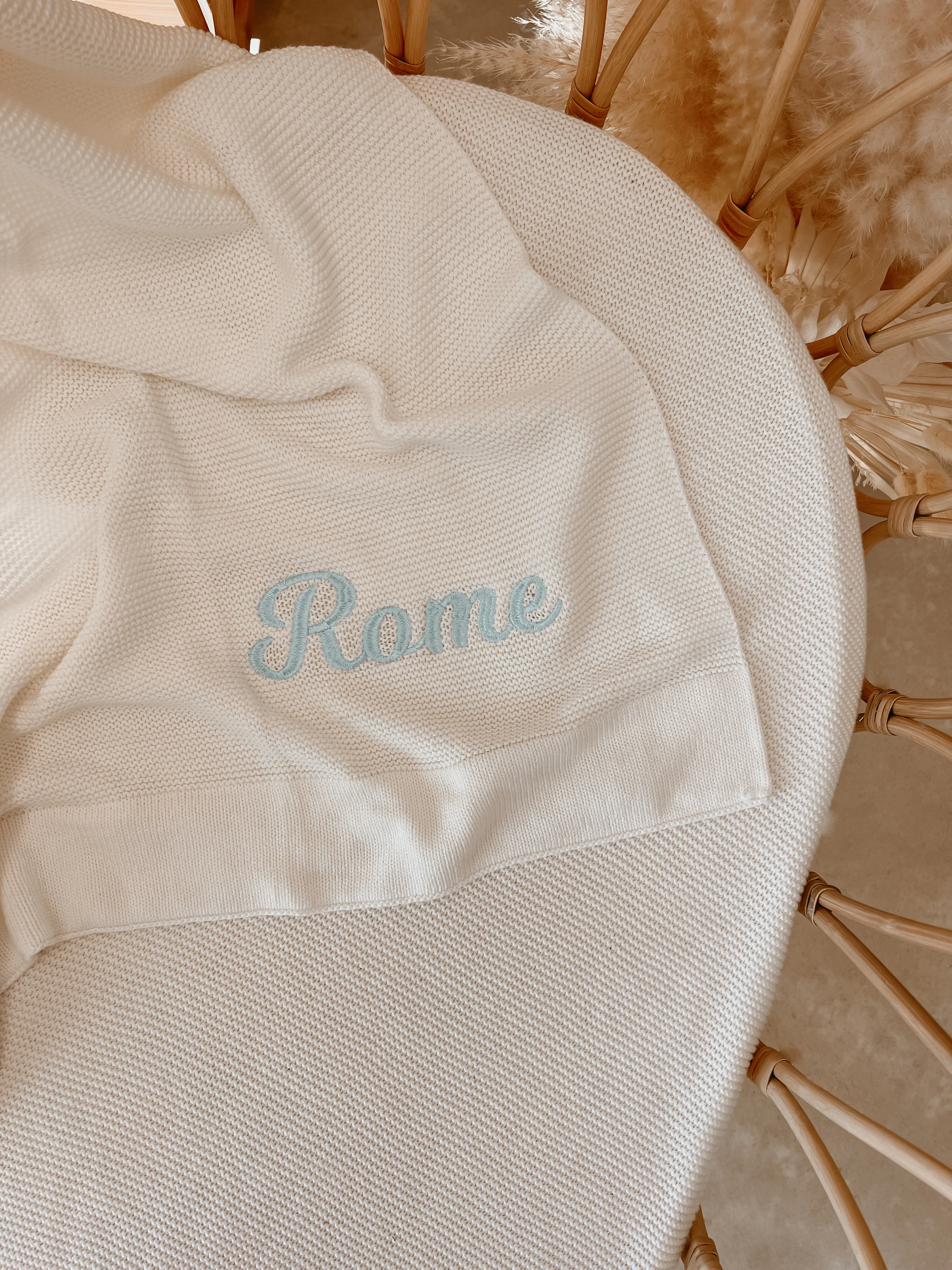Heirloom Classic Chunky Knit Blanket - Cloud - Image 3
