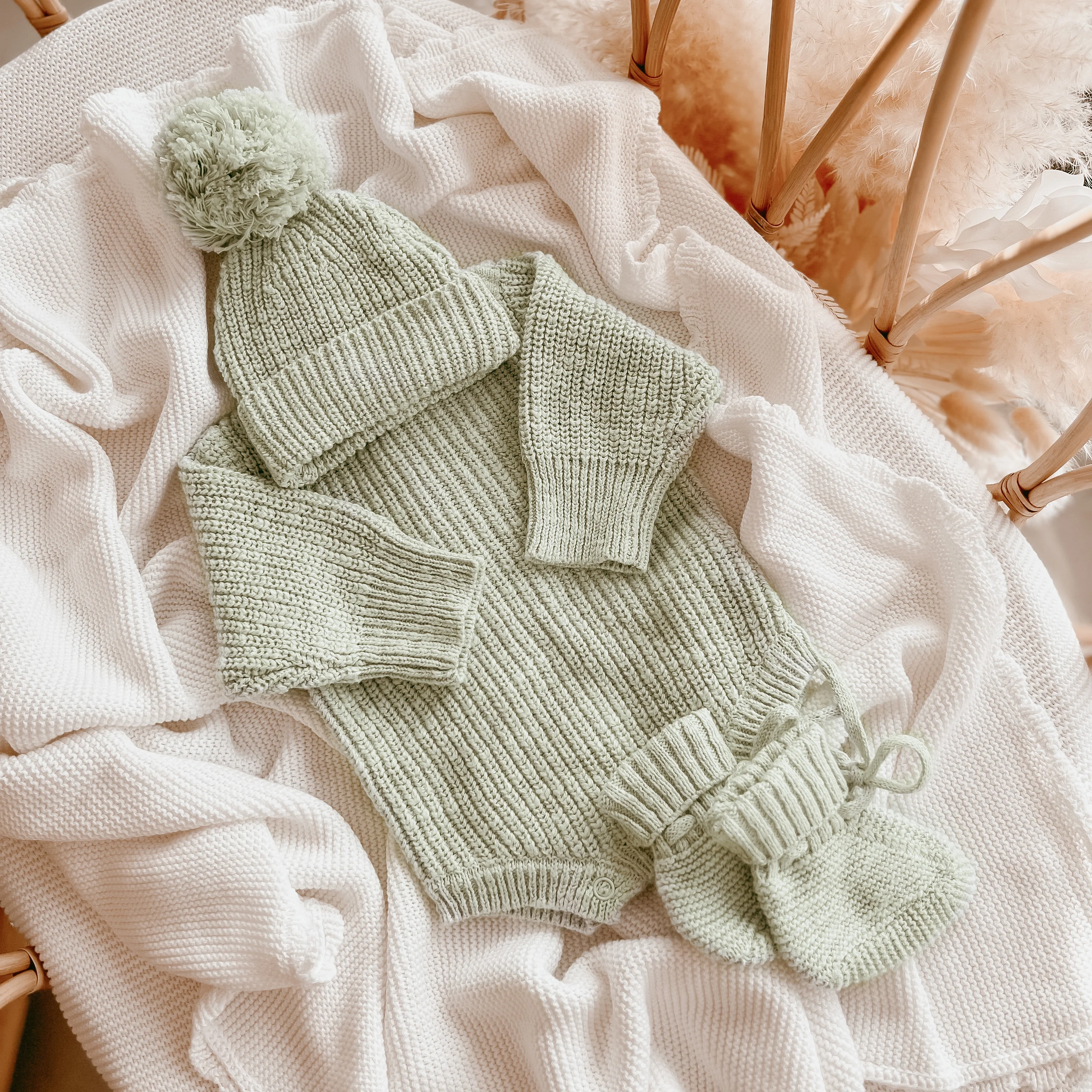 Chunky Knit Booties - Pear - Image 3